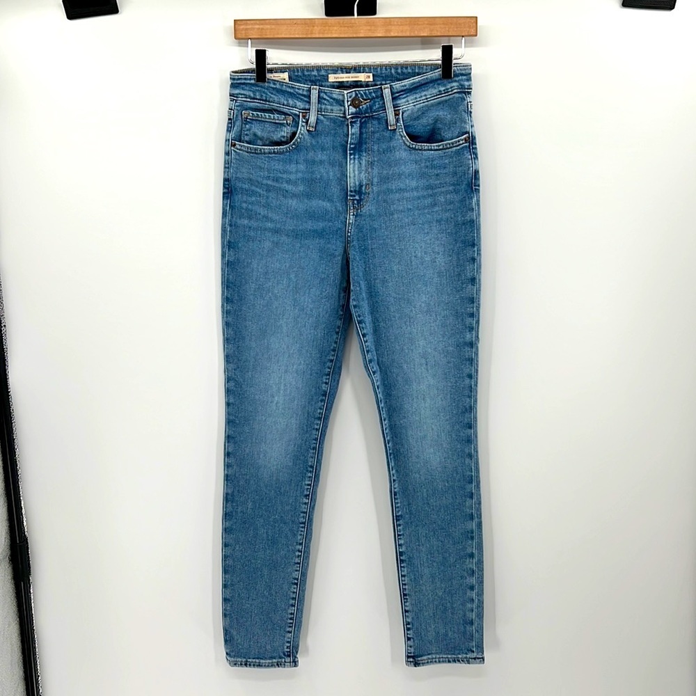 Levi's 721 Premium Denim Big E High Rise Skinny Jeans - Medium Wash - 28